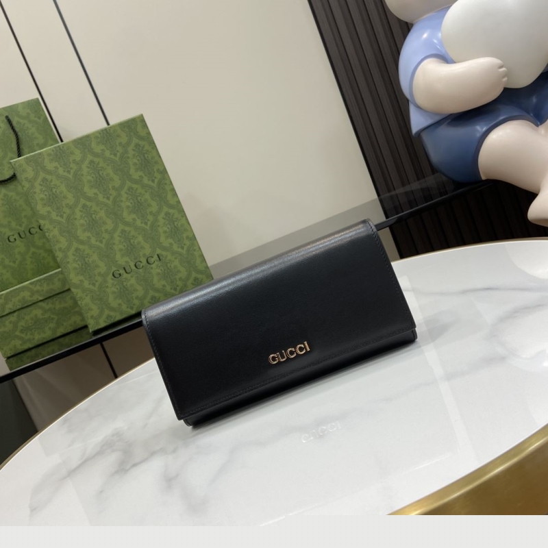 G*u*i wallets & purse
